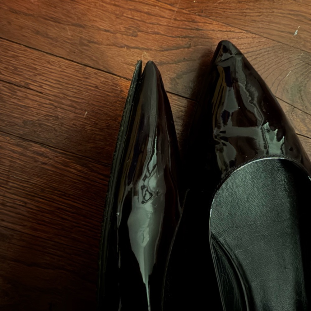 Saint Laurent Burgundy Pointed Flats - Picture 6 of 6